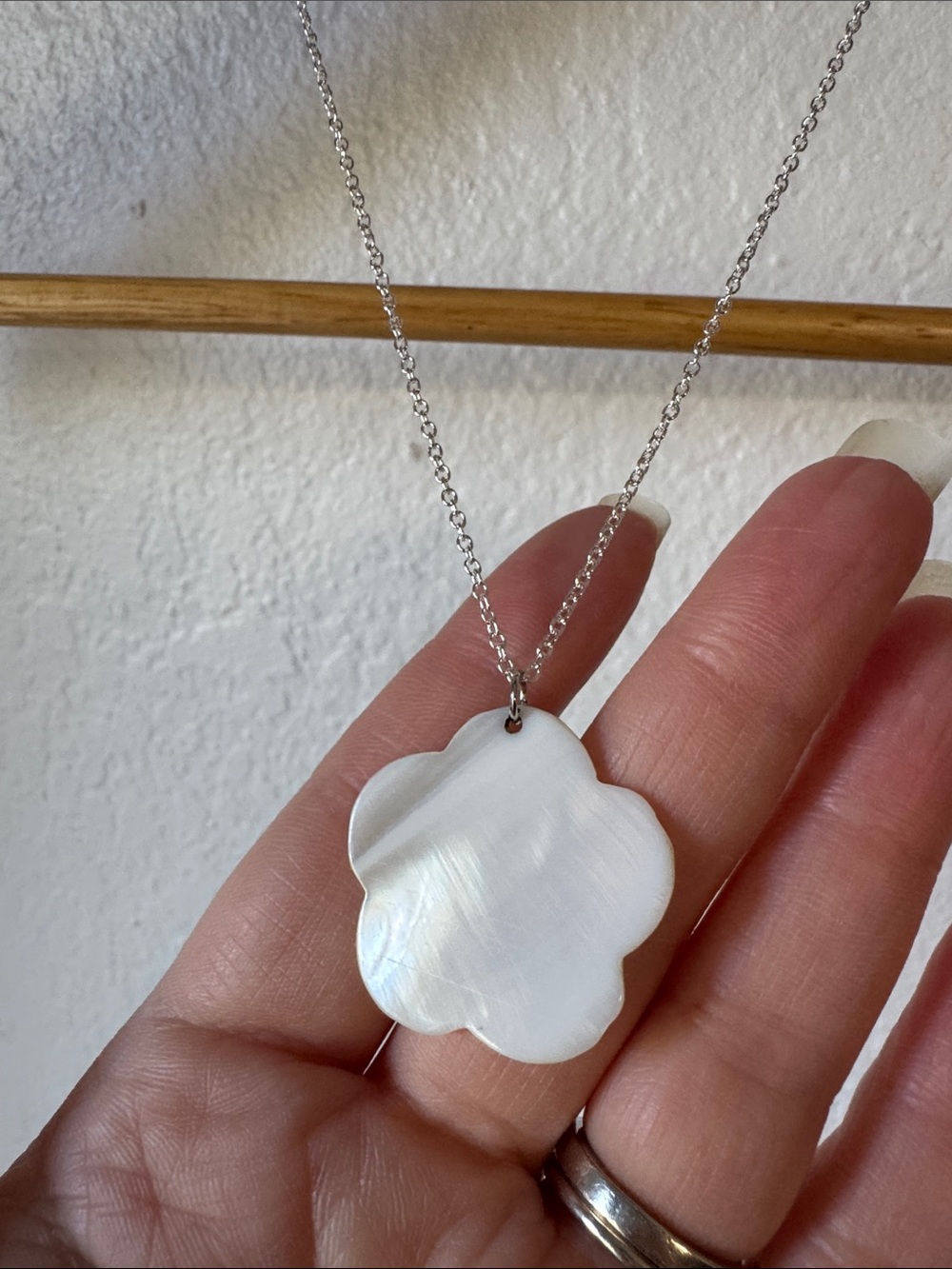 Mother of Pearl Silver Tone Necklace
